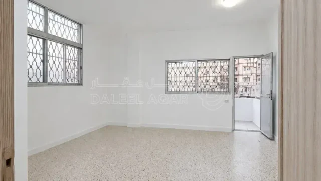 شقة - الزرقا  حي معصوم قرب مدرسه فاطمه بنت الخطاب - 24000 دأ