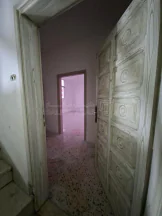 شقة في الزرقا  حي معصوم قرب مدرسه فاطمه بنت الخطاب - 24,000 دأ - صورة NaN