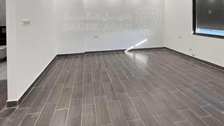 شقة في مرج الحمام طريق المطار  - 100,000 دأ - صورة NaN