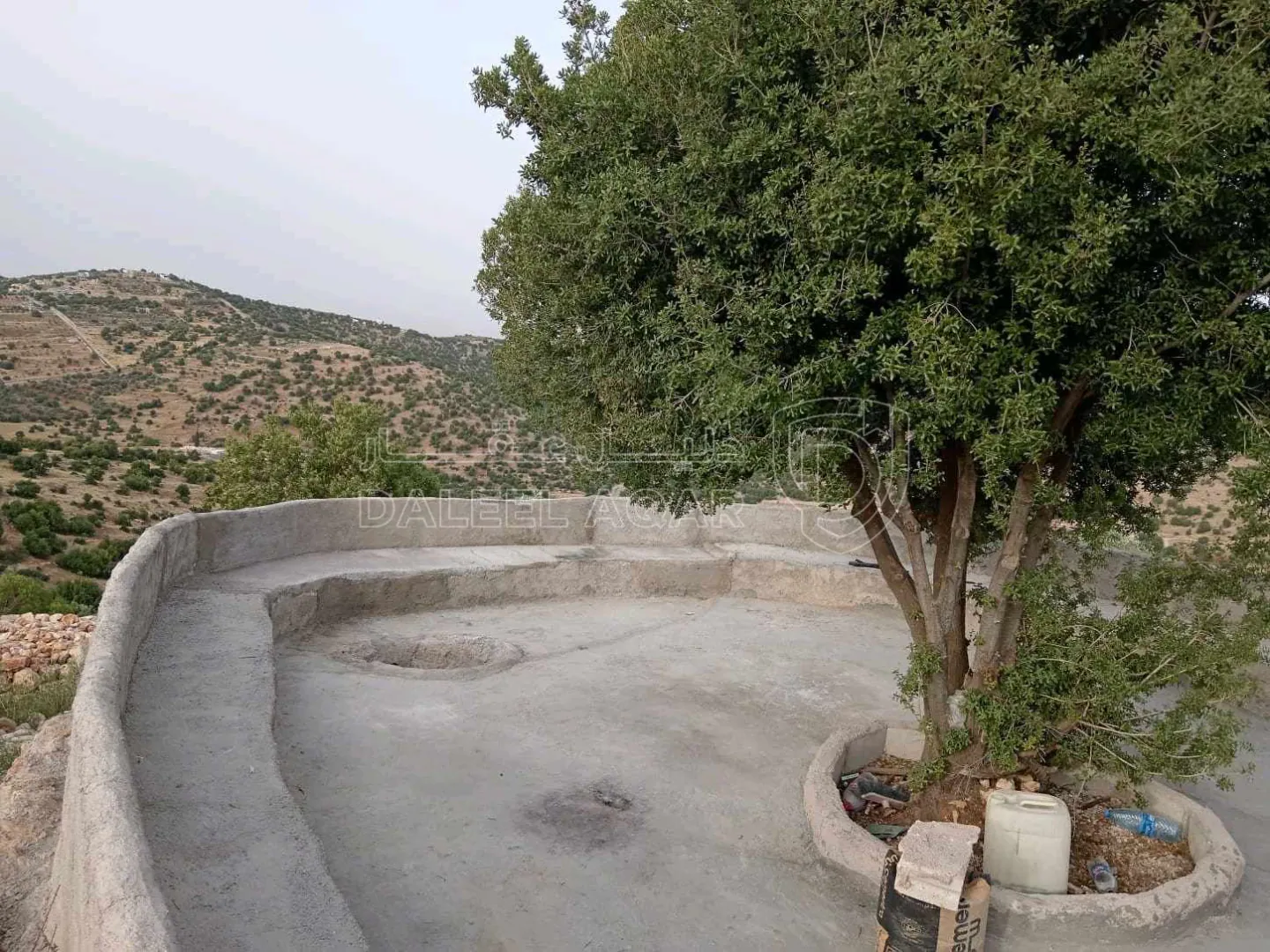 أرض في عجلون صخره - 85,000 دأ - صورة 1