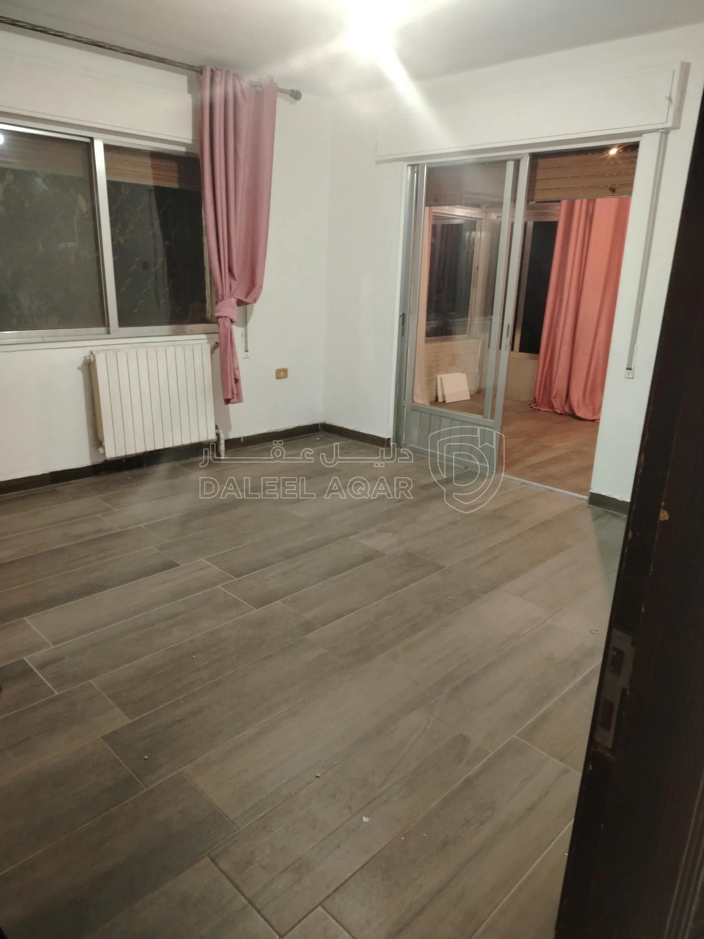 شقة في شقه إستثماريه بالدوار  السابع - 65,000 دأ - صورة 14