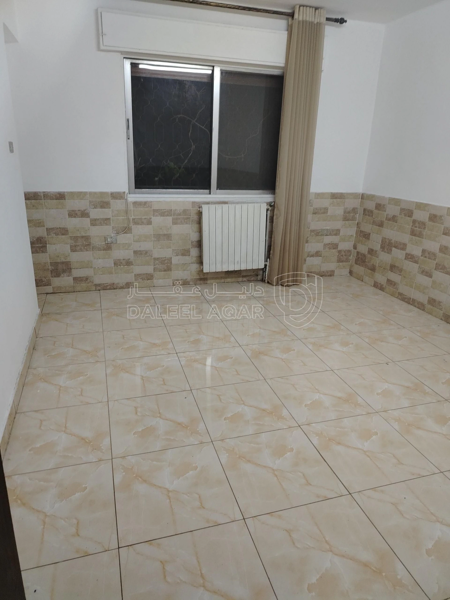 شقة في شقه إستثماريه بالدوار  السابع - 65,000 دأ - صورة 18