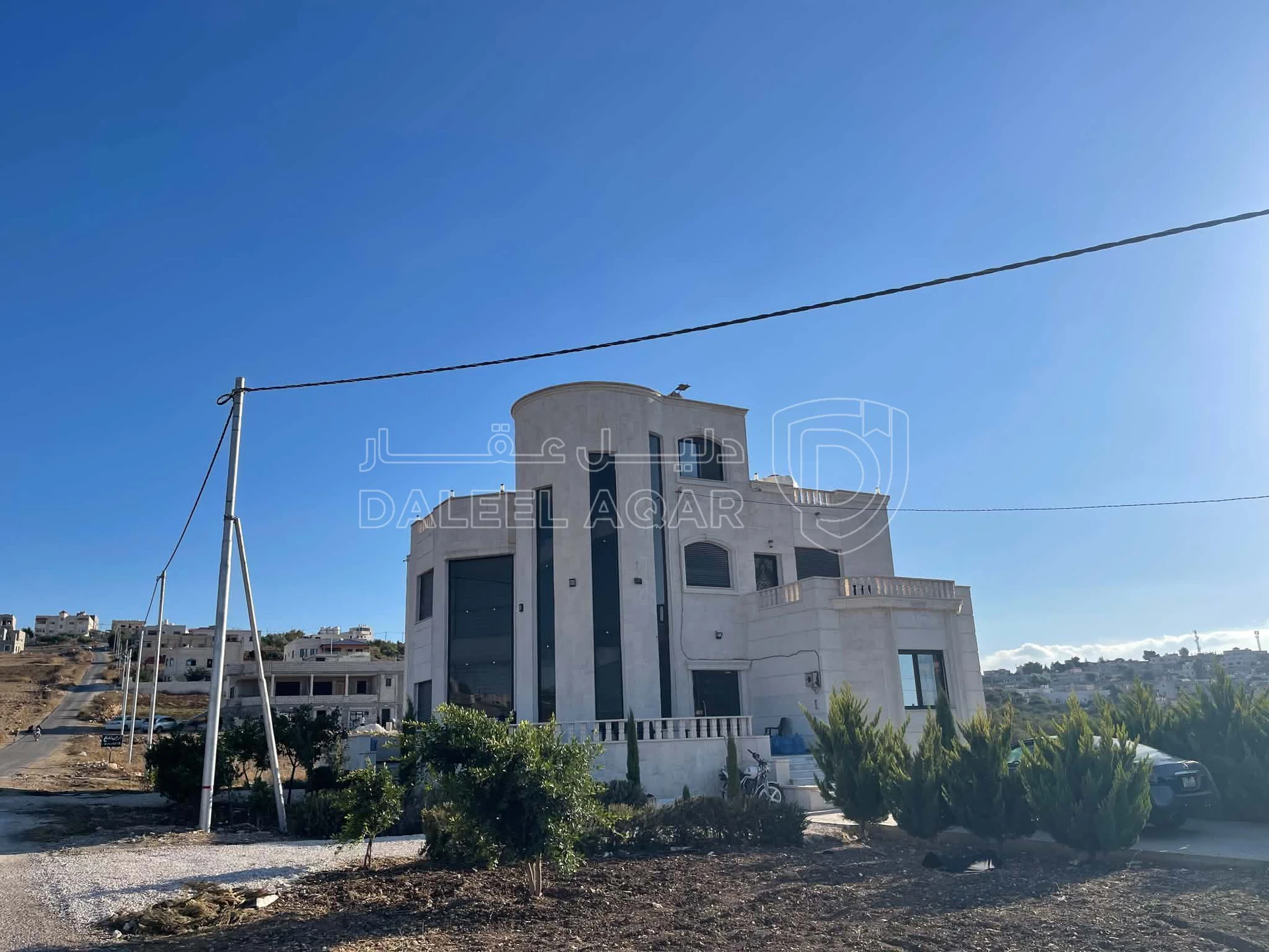 فيلا/منزل في فيلا فاخرة للبيع  - 320,000 دأ - صورة 4
