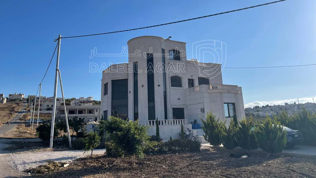 فيلا/منزل في فيلا فاخرة للبيع  - 320,000 دأ - صورة NaN