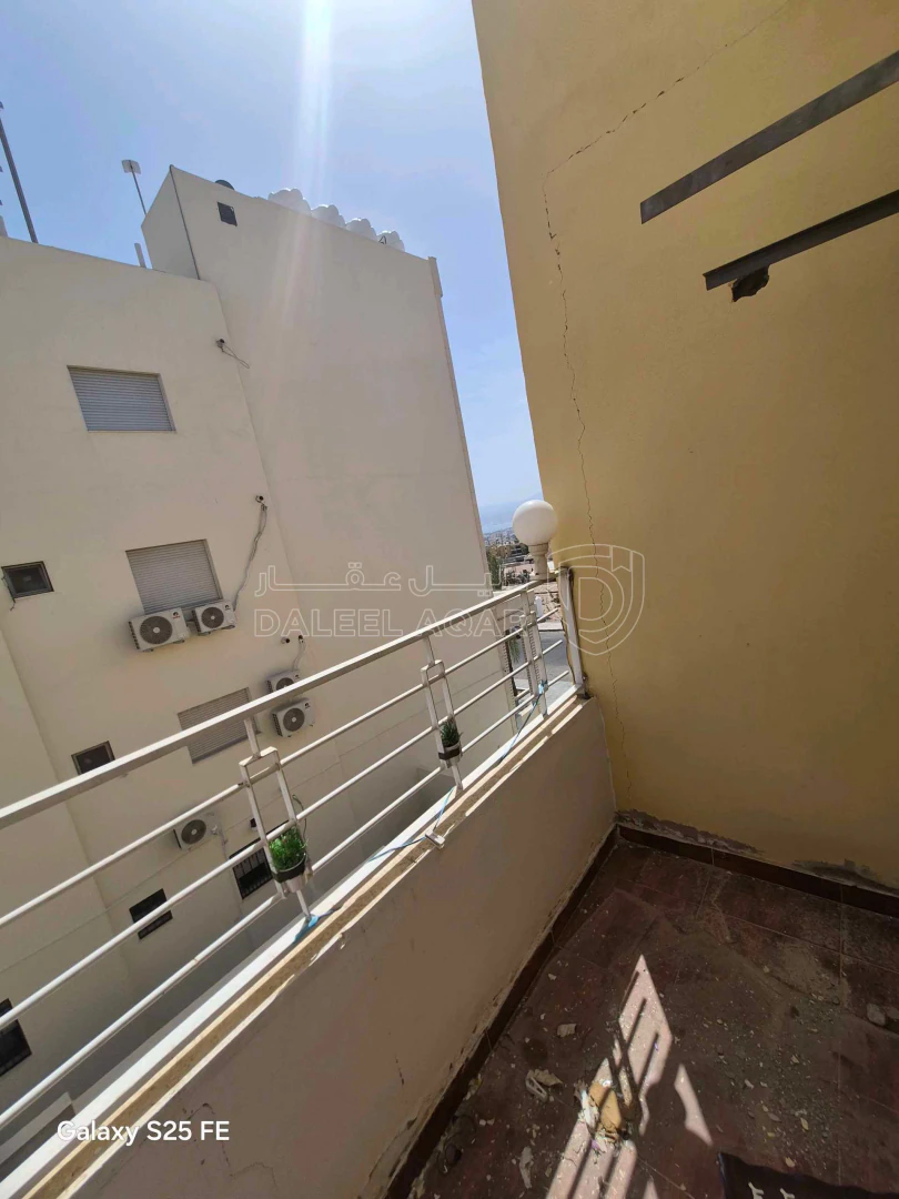 شقة في شقة فاخرة للبيع التاسعة ط2هندسي طابقية مع روف  - 55,000 دأ - صورة 1