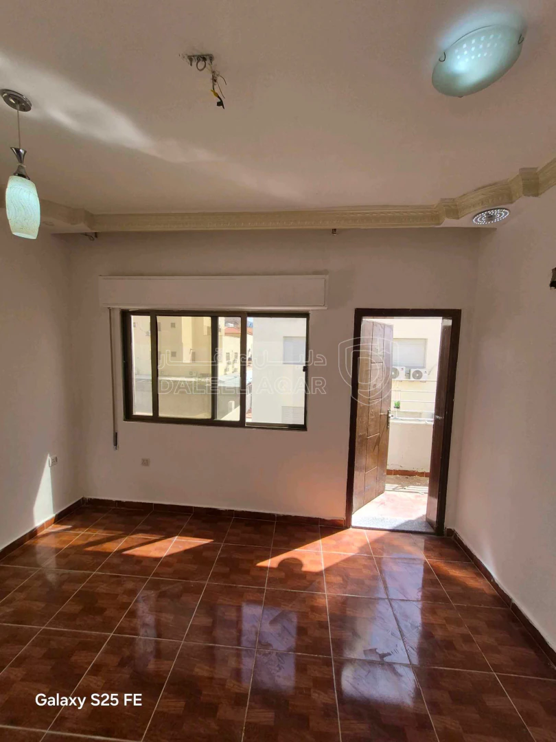 شقة في شقة فاخرة للبيع التاسعة ط2هندسي طابقية مع روف  - 55,000 دأ - صورة 1
