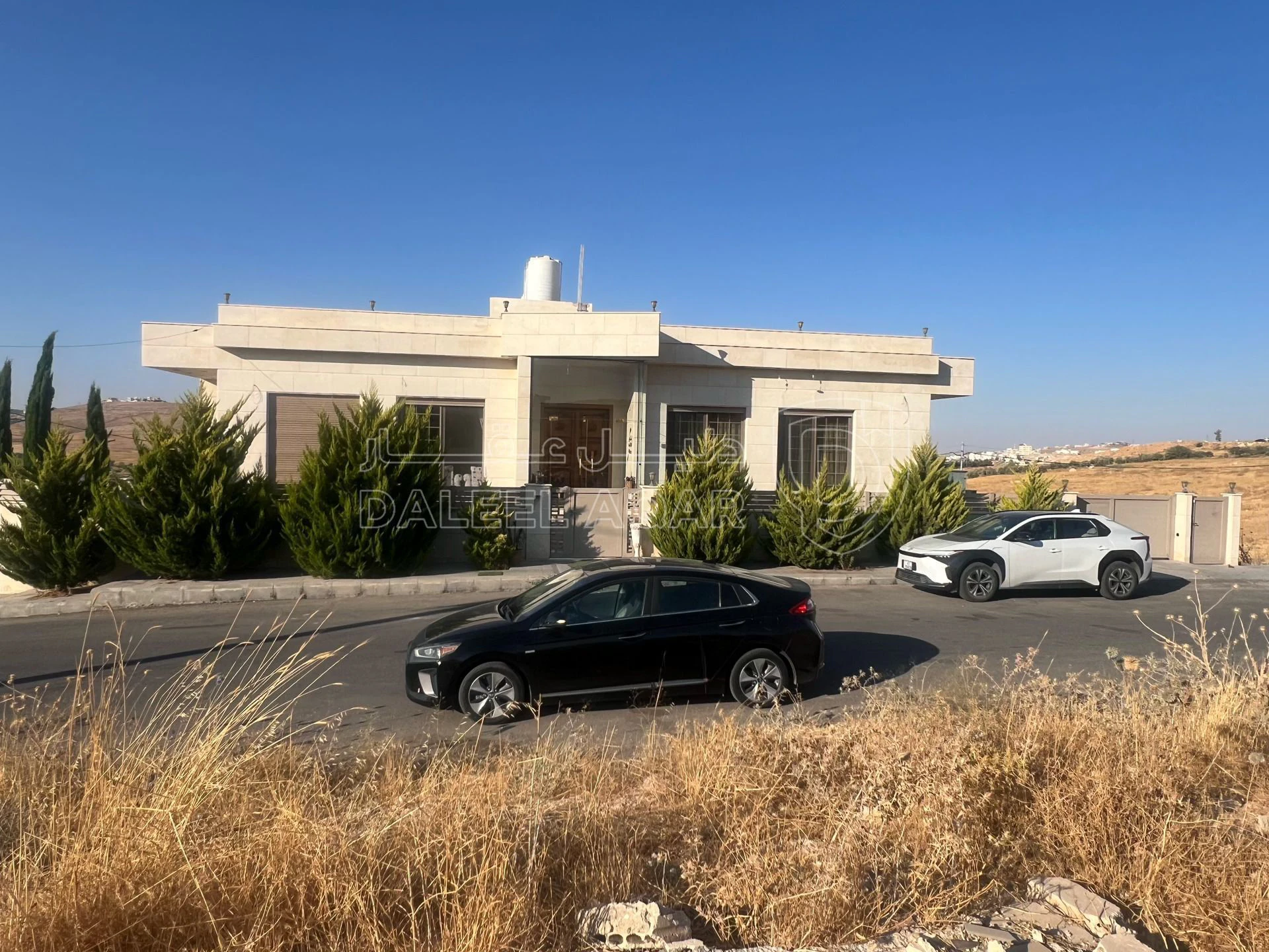 مبنى في عمان ابو نصير حي الضياء  - 585,000 دأ - صورة 1