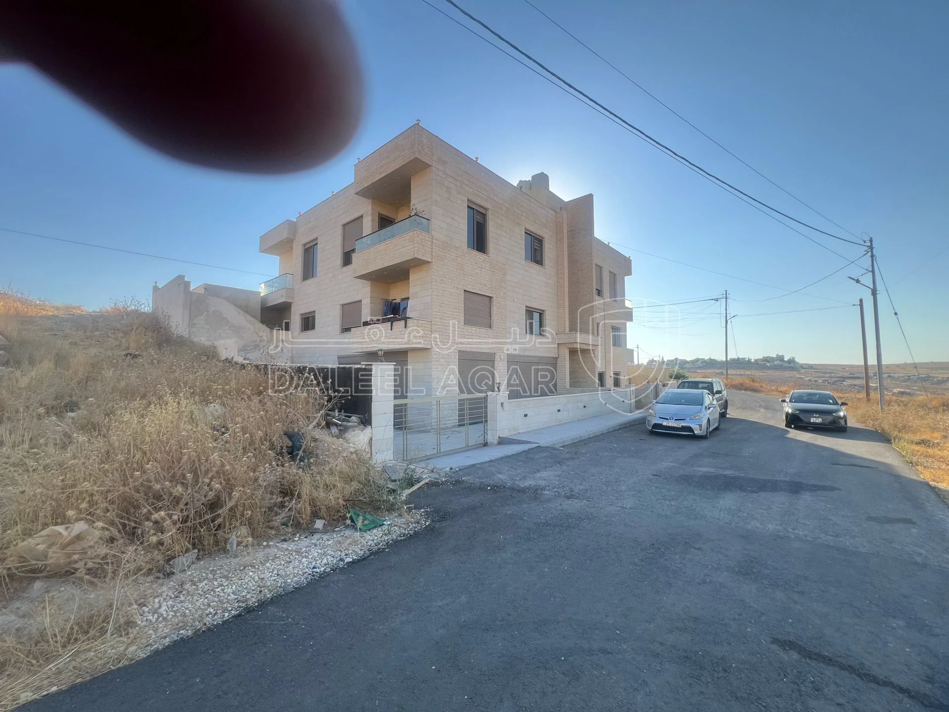 مبنى في عمان ابو نصير حي الضياء  - 585,000 دأ - صورة 1