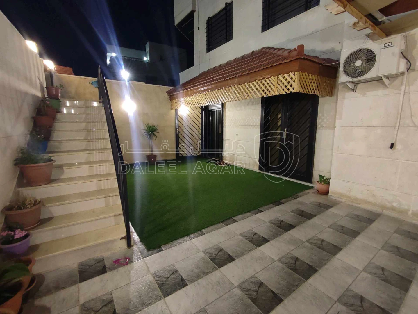 شقة في اربد / الحي الشرقي  - 52,000 دأ - صورة 1