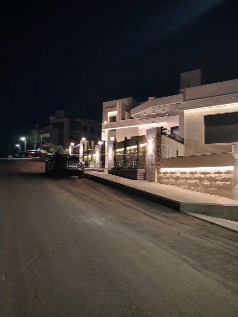 فيلا/منزل في سوبر ماركت جوهرة البنيات - 490,000 دأ - صورة 1