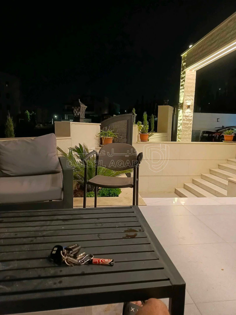 فيلا/منزل في سوبر ماركت جوهرة البنيات - 490,000 دأ - صورة 1