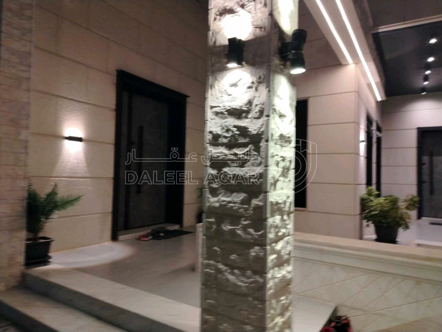 فيلا/منزل في سوبر ماركت جوهرة البنيات - 490,000 دأ - صورة 1