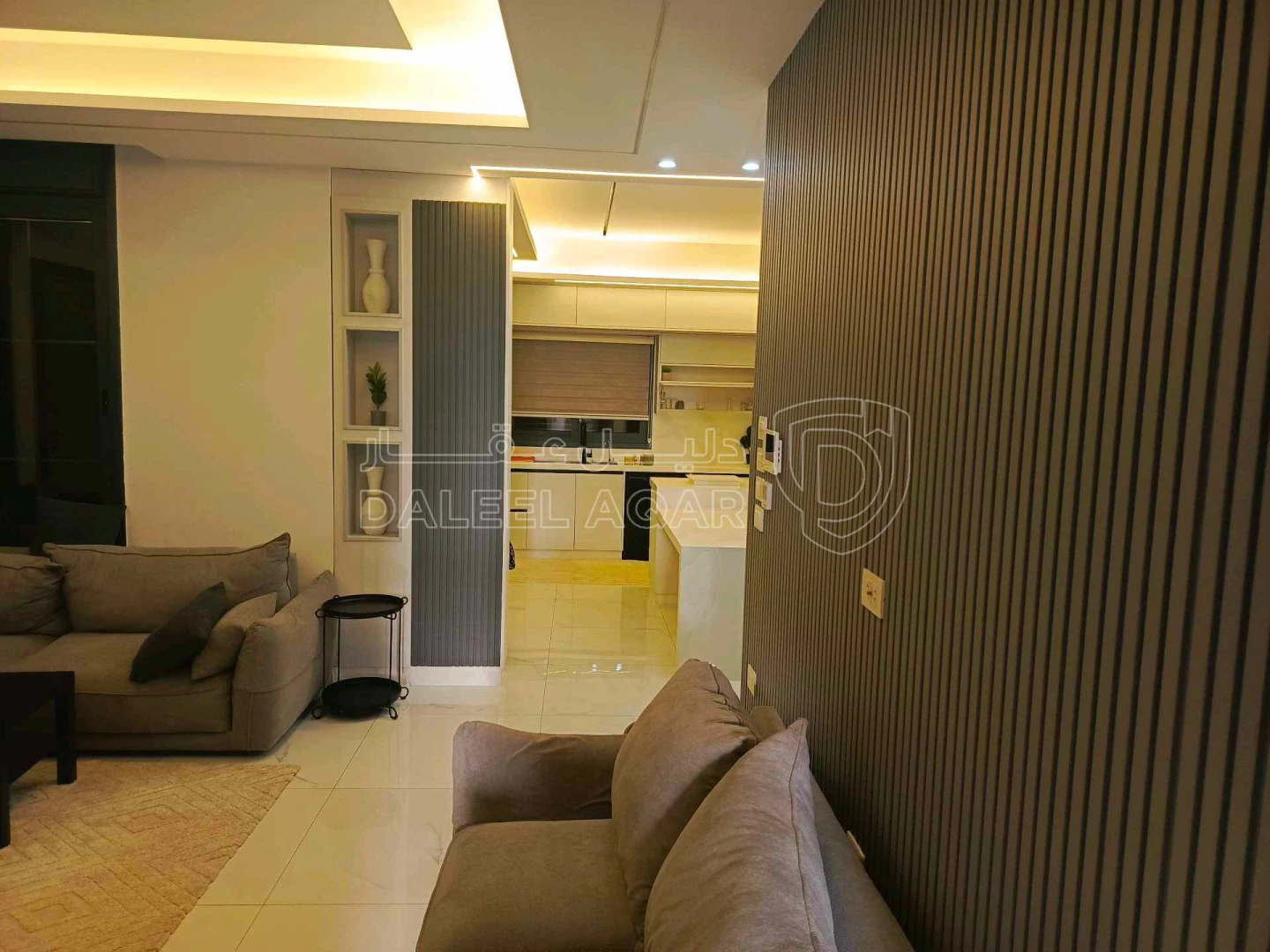 فيلا/منزل في سوبر ماركت جوهرة البنيات - 490,000 دأ - صورة 1