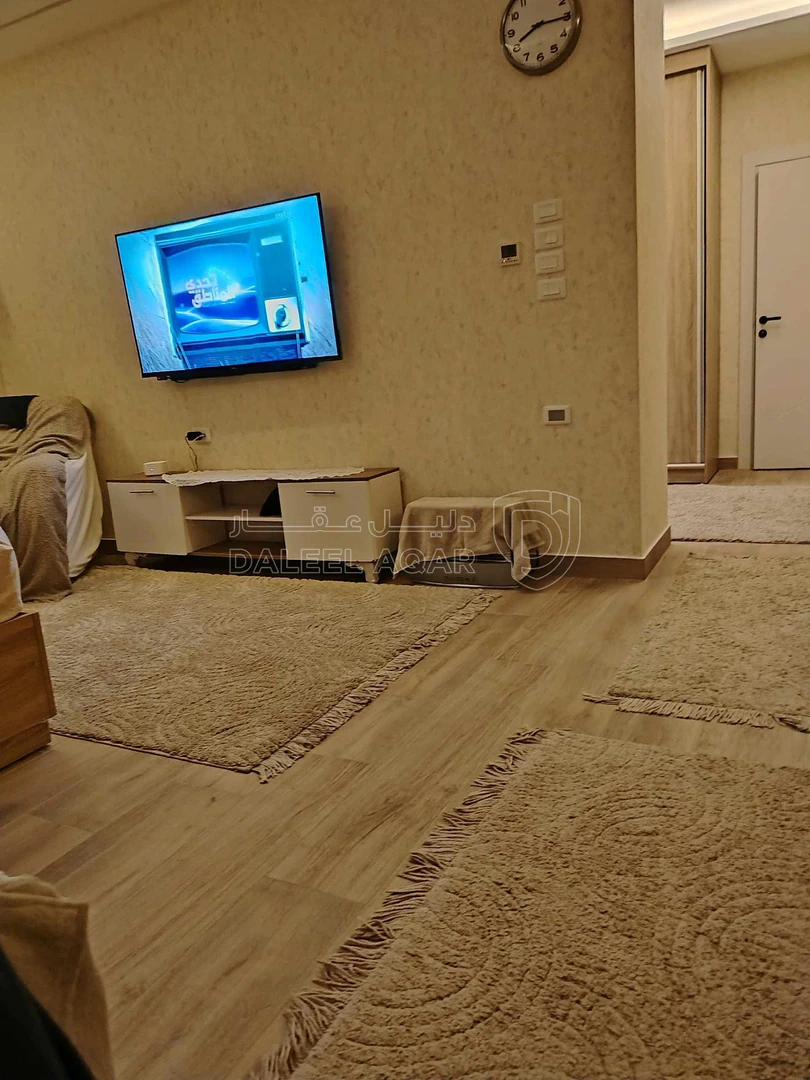 فيلا/منزل في سوبر ماركت جوهرة البنيات - 490,000 دأ - صورة 1