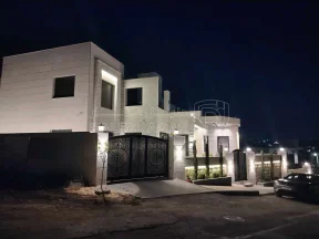 فيلا/منزل في سوبر ماركت جوهرة البنيات - 490,000 دأ - صورة NaN