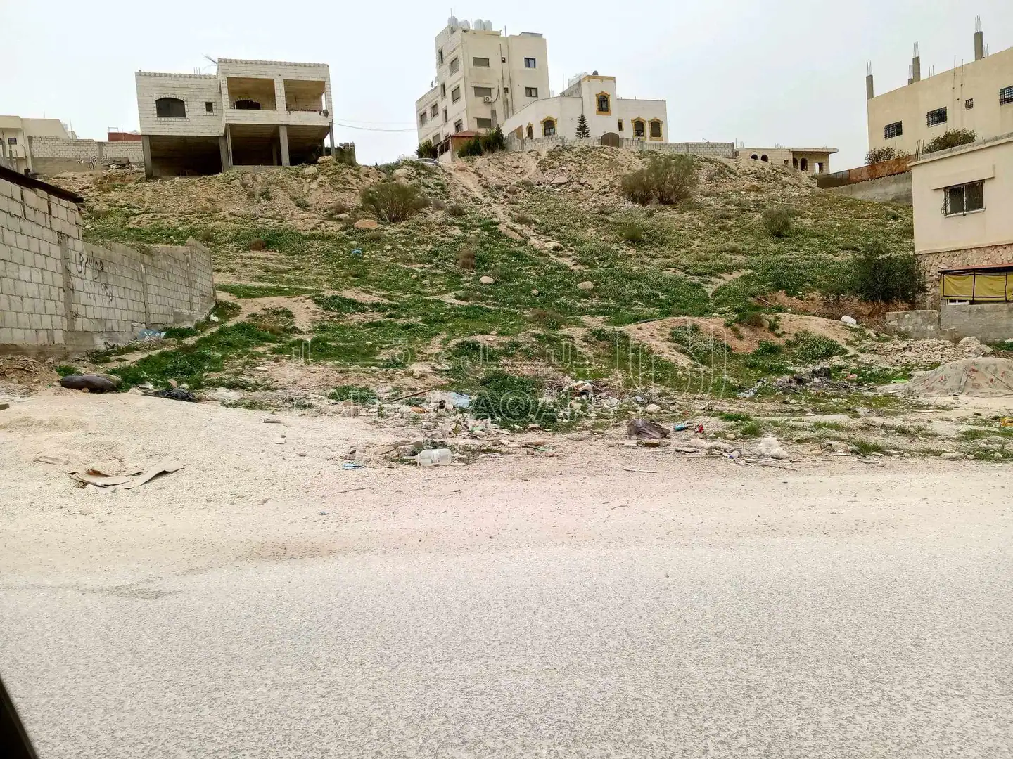 أرض في الزرقاء/مدخل شومر/ضاحية الانصار - 50,000 دأ - صورة 1