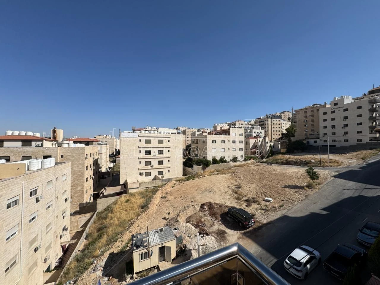 شقة في ضاحية الرشيد قرب دوار اقرأ - 135,000 دأ - صورة 5