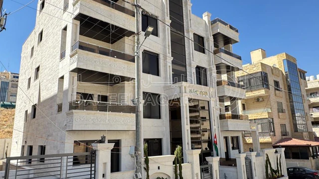 شقة - ضاحية الرشيد قرب دوار اقرأ - 135000 دأ