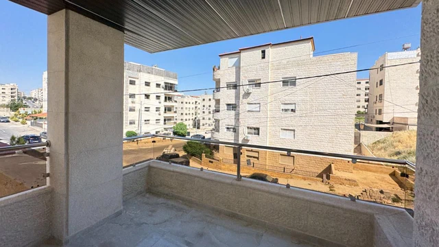 شقة في ضاحية الرشيد قرب دوار اقرأ - 135,000 دأ - صورة NaN