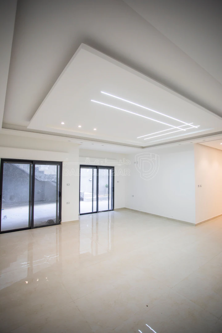 شقة في الجبيهه حي المنصور - 140,000 دأ - صورة 1