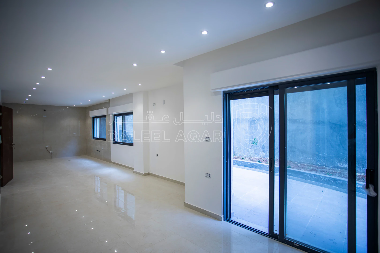 شقة في الجبيهه حي المنصور - 140,000 دأ - صورة 1