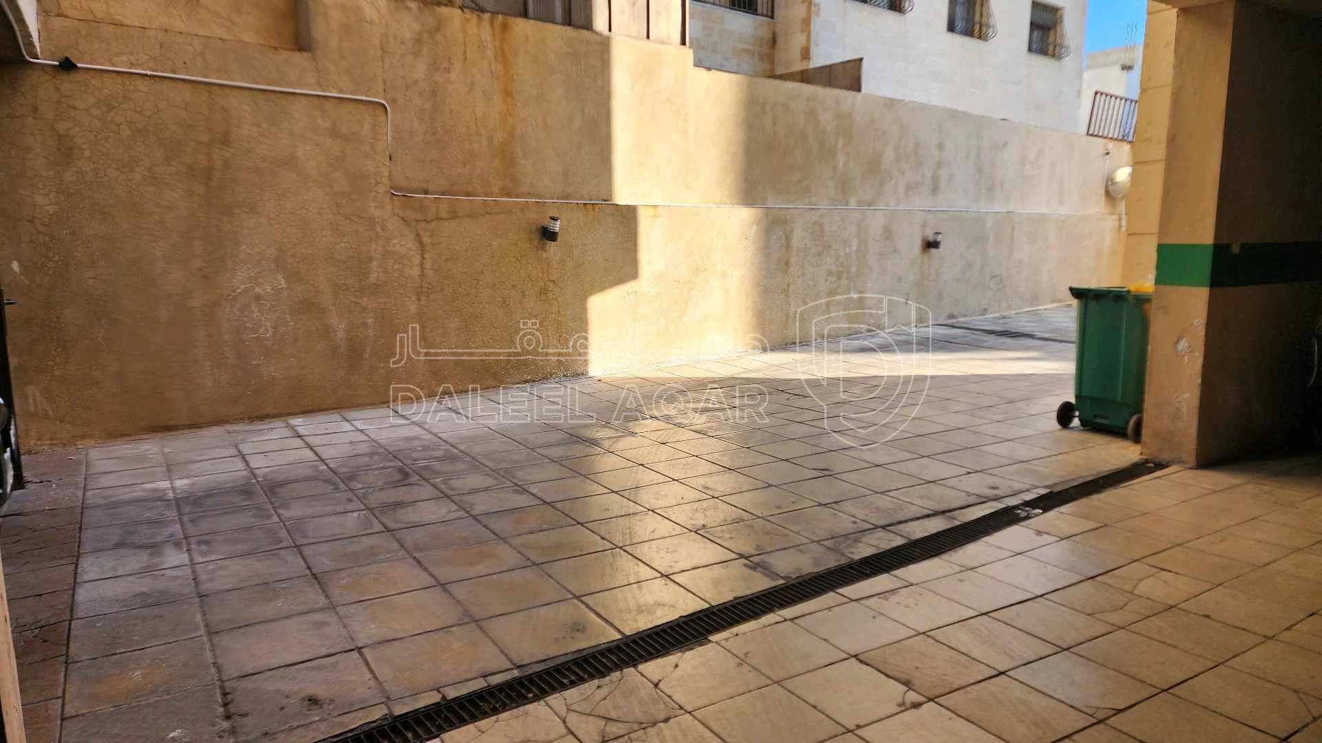 شقة في خلدا - تلاع العلي - 98,000 دأ - صورة 1