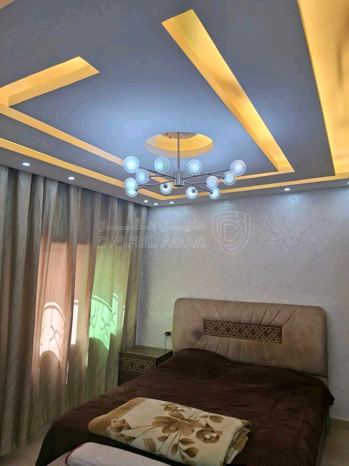 شقة في شارع الاشتقلال - 44,000 دأ - صورة 1
