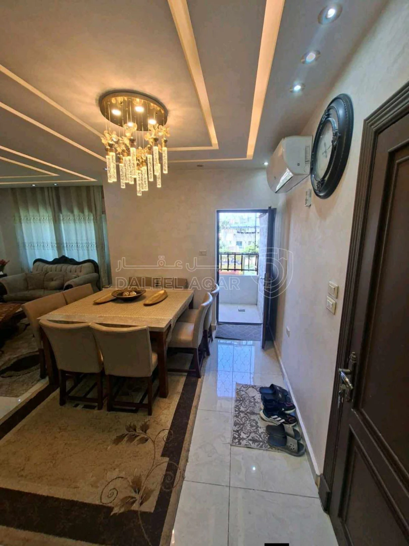 شقة في شارع الاشتقلال - 44,000 دأ - صورة 1