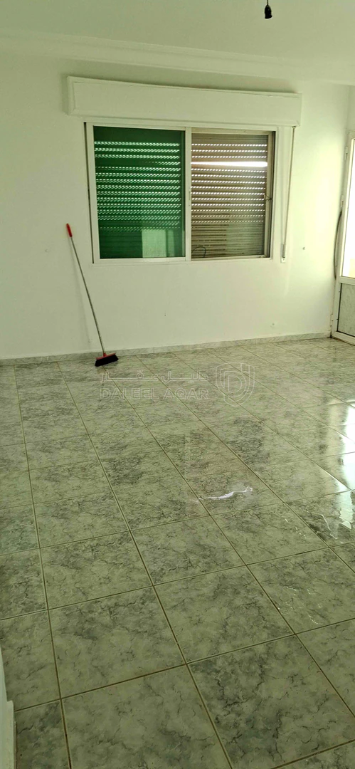 شقة في المفرق ، البوابة الجنوبية ، جامعة ال البيت  - 19,000 دأ - صورة 1