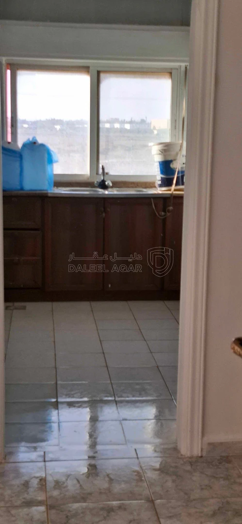 شقة في المفرق ، البوابة الجنوبية ، جامعة ال البيت  - 19,000 دأ - صورة 1