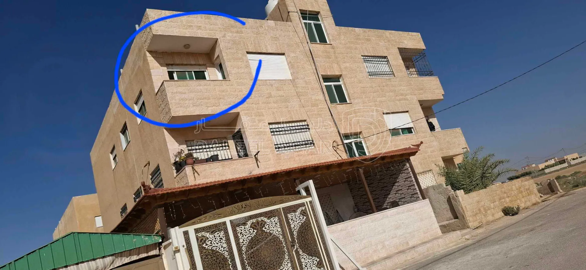 شقة في المفرق ، البوابة الجنوبية ، جامعة ال البيت  - 19,000 دأ - صورة 1