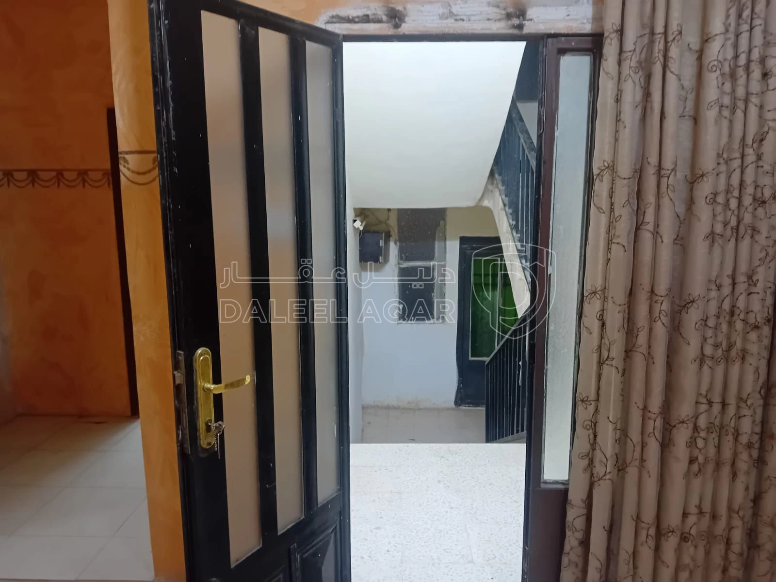 فيلا/منزل في عمان الموقر الذهيبه الغربيه - 65,000 دأ - صورة 11