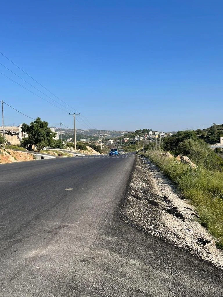 أرض في عجلون دير صماديه - 125,000 دأ - صورة 1