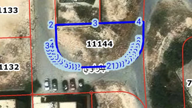 أرض - الزرقاء الجديدة قرب مسجد بادي الغويري  - 52000 دأ
