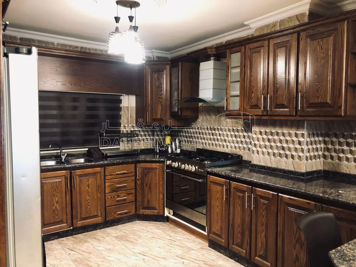 شقة في شقه طابقيه في الزرقاء الجديده مميزه - 55,000 دأ - صورة 1