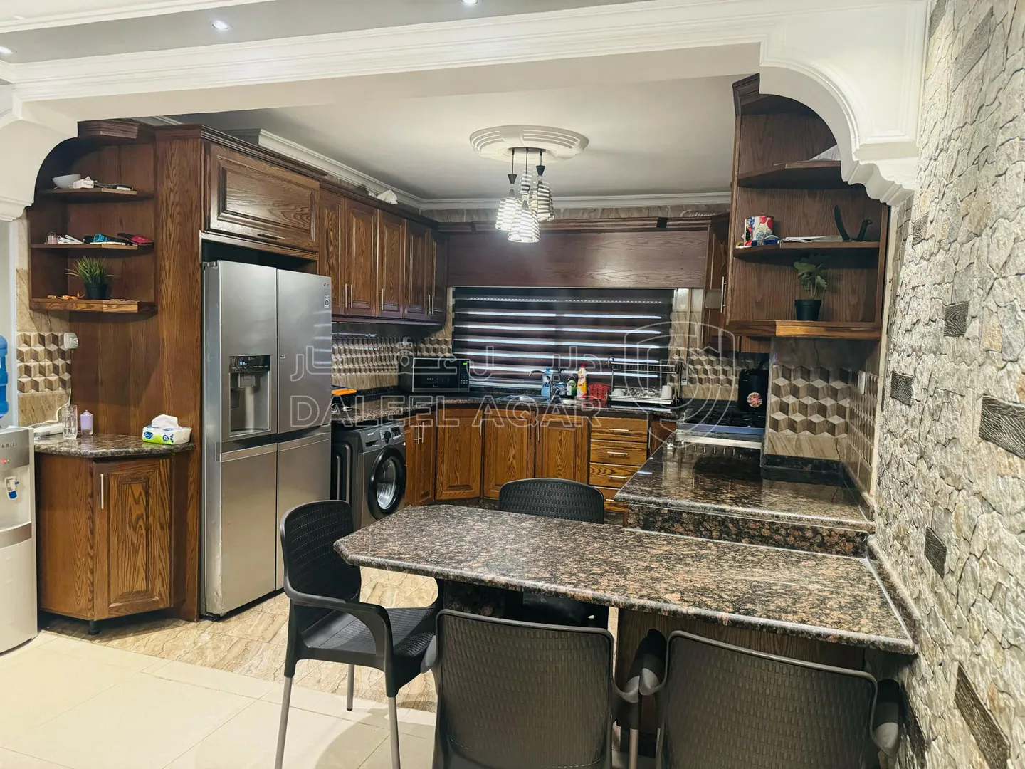شقة في شقه طابقيه في الزرقاء الجديده مميزه - 55,000 دأ - صورة 1