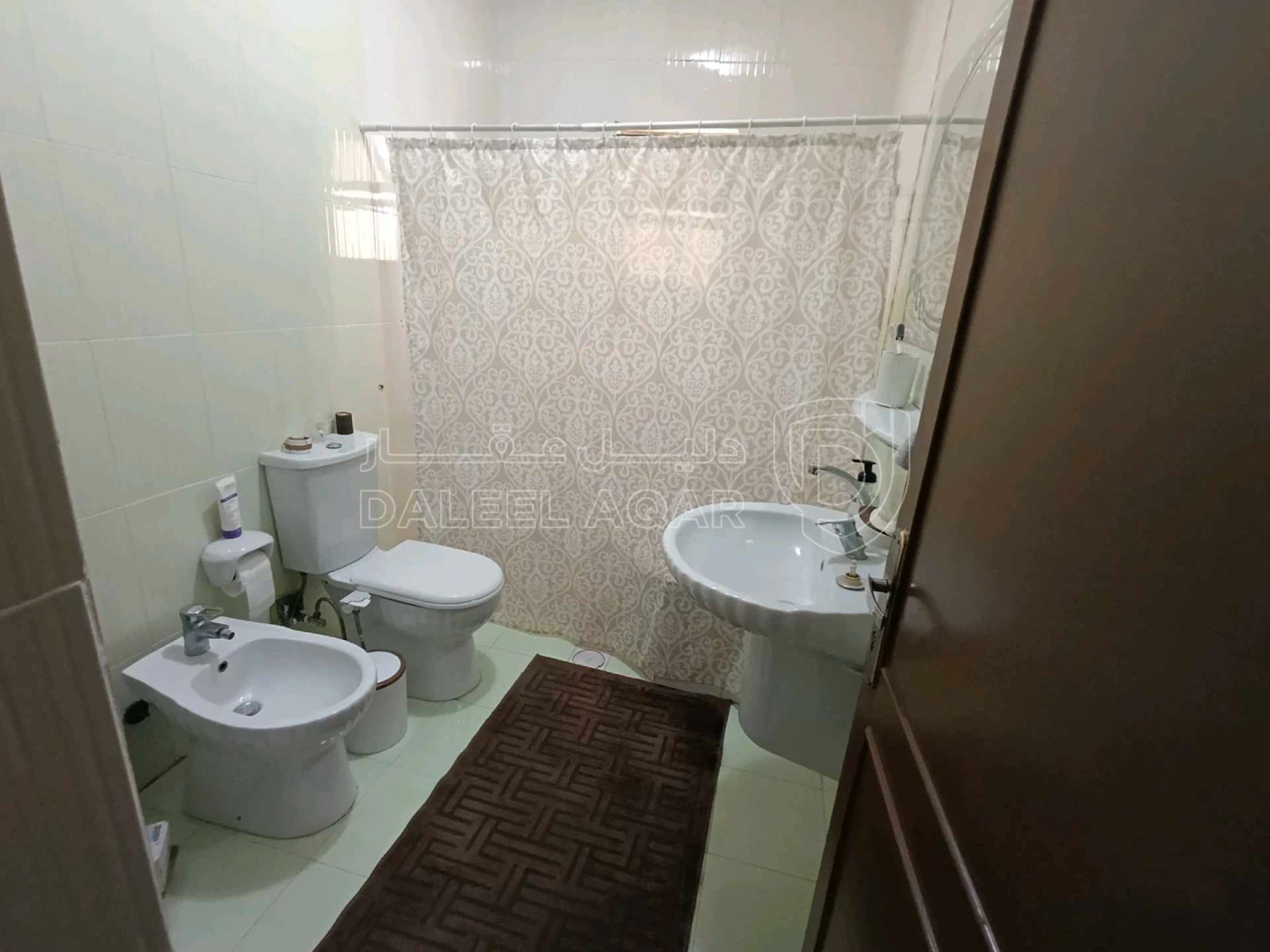 شقة في عمان، ضاحية الرشيد، شارع ابان بن عفان - 95,000 دأ - صورة 1