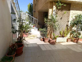 شقة في عمان، ضاحية الرشيد، شارع ابان بن عفان - 95,000 دأ - صورة NaN