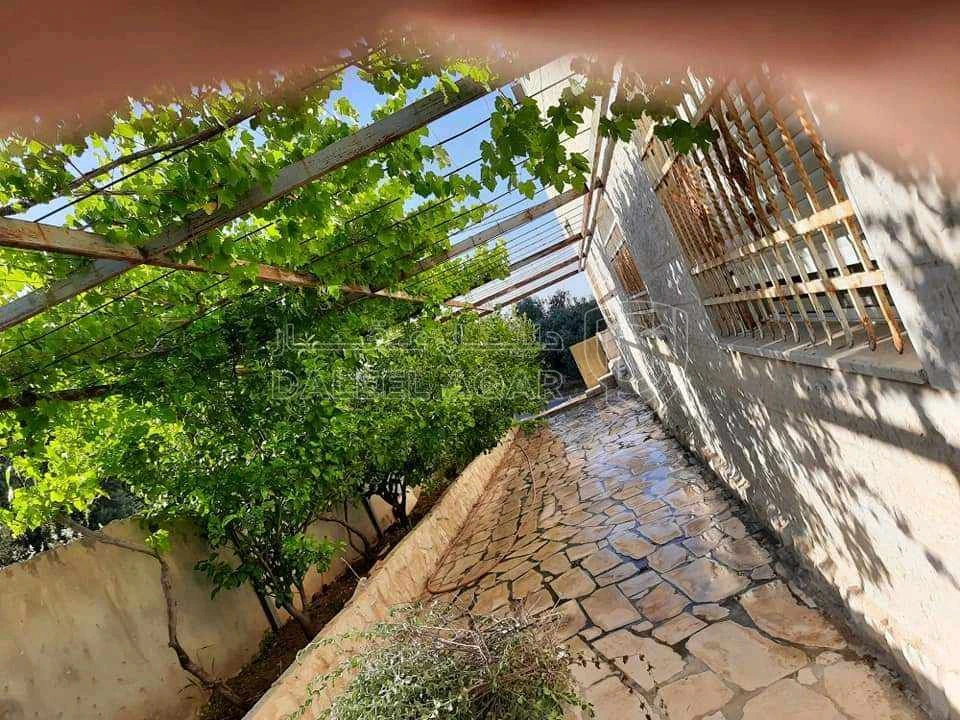 فيلا/منزل في بيت للبيع في ناعور حوض ام تينه - 220,000 دأ - صورة 1