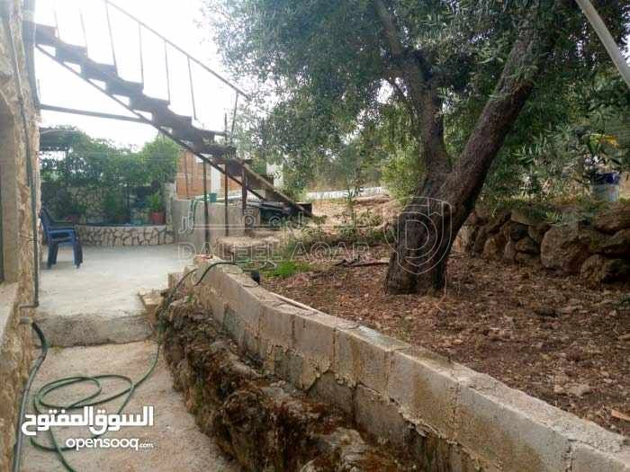 فيلا/منزل في اربد كفرأسد اول نزول المنصوره قريبة من الخدمات وال - 25,000 دأ - صورة 1