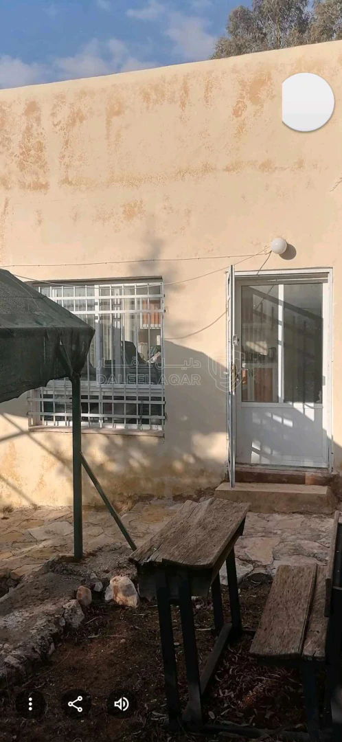 مزرعة/شاليه في السلط يرقا إسكان المهندسين ام زويتيه  - 65,000 دأ - صورة 1