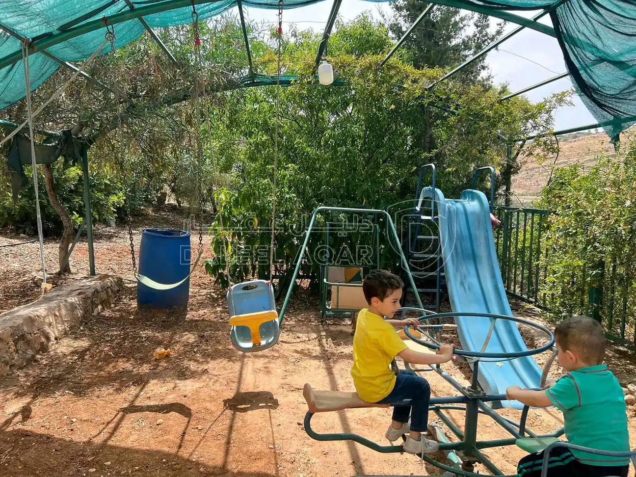 مزرعة/شاليه في السلط يرقا إسكان المهندسين ام زويتيه  - 65,000 دأ - صورة 1