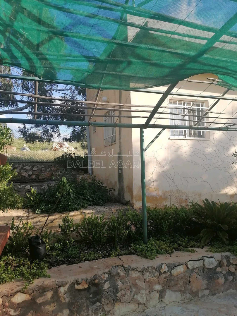 مزرعة/شاليه في السلط يرقا إسكان المهندسين ام زويتيه  - 65,000 دأ - صورة 1
