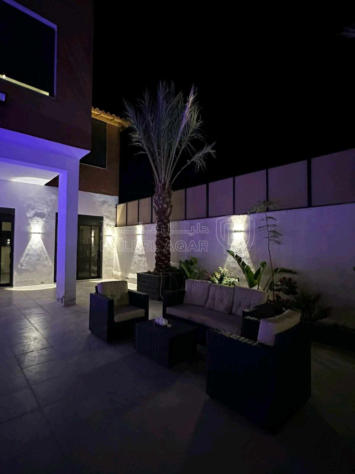 مزرعة/شاليه في طريق البحر الميت، ضاحية زهرة المدائن - 125,000 دأ - صورة 1