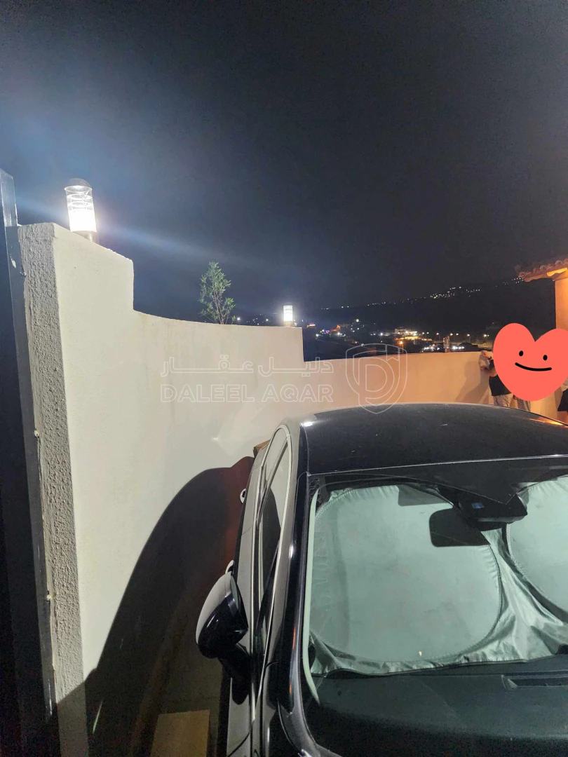 مزرعة/شاليه في طريق البحر الميت، ضاحية زهرة المدائن - 125,000 دأ - صورة 1