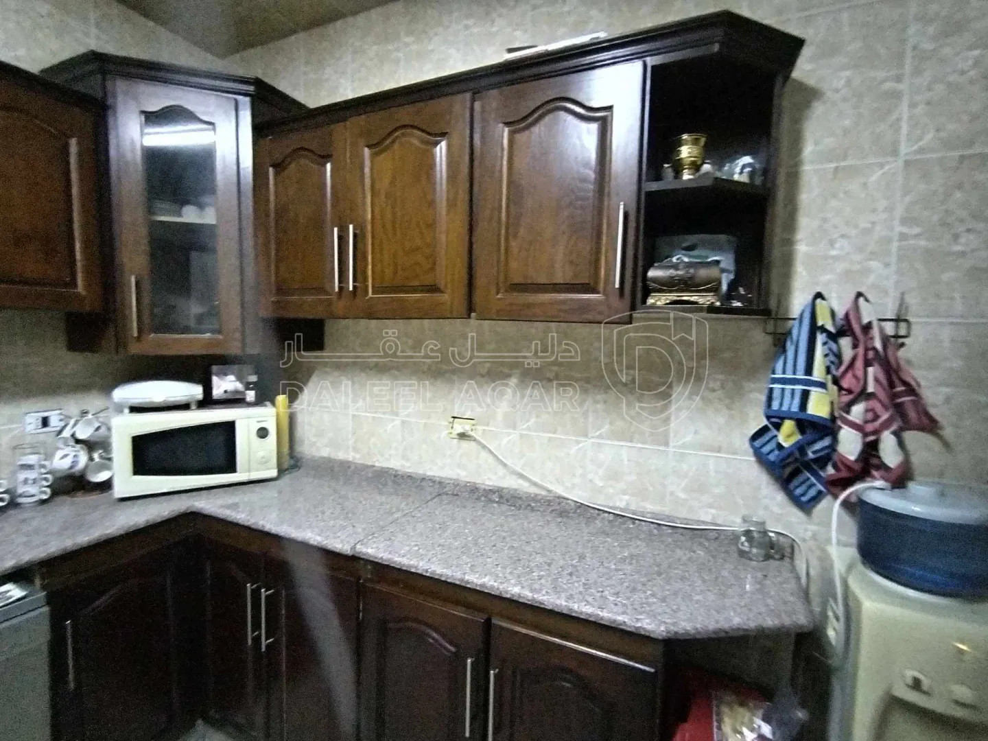 شقة في الكرك المرج دوار الاسكان - 25,000 دأ - صورة 1