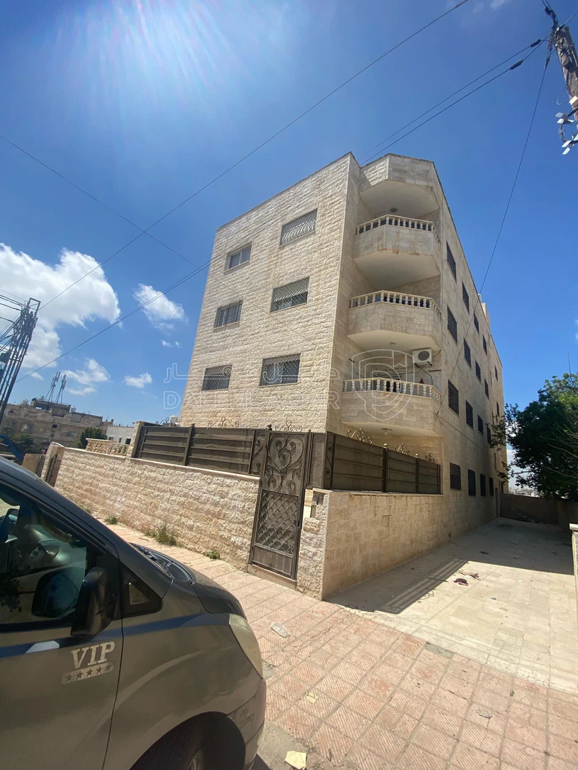 شقة في خريبة السوق قرب مسجد الانصار شارع الزبيري - 31,000 دأ - صورة 1