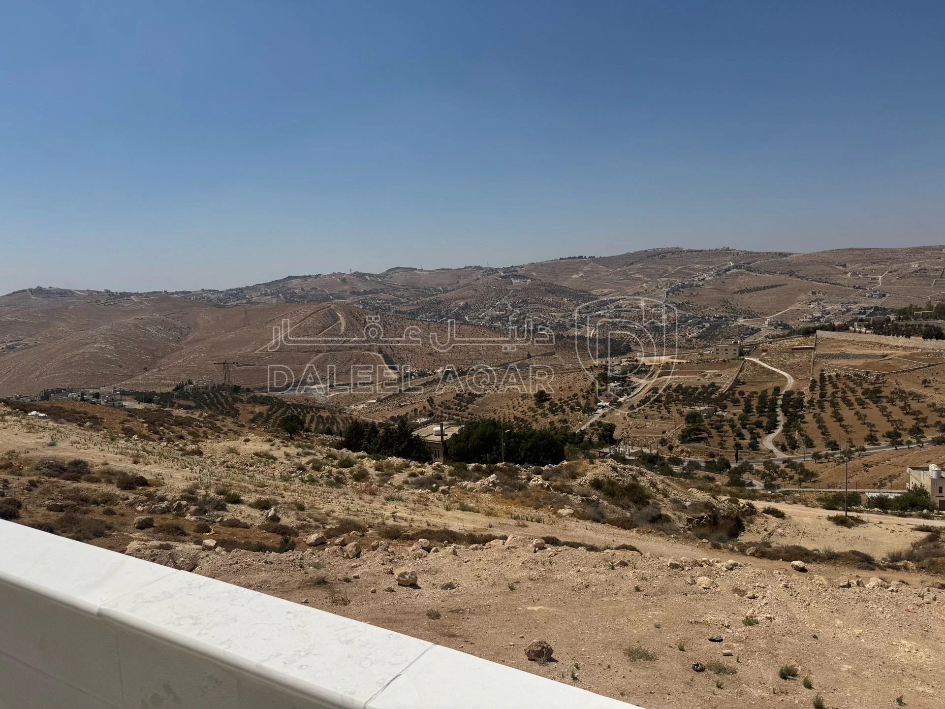 فيلا/منزل في فيلا عظم قيد الإنشاء  - 215,000 دأ - صورة 1