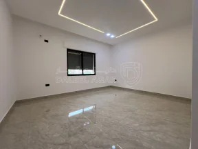 شقة في عمان - شارع الاستقلال  - 65,000 دأ - صورة NaN