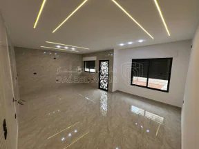 شقة في عمان - شارع الاستقلال  - 65,000 دأ - صورة NaN
